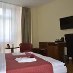 班德里姆酒店 科马尔诺
