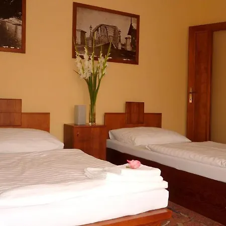 Banderium 3* Komárno